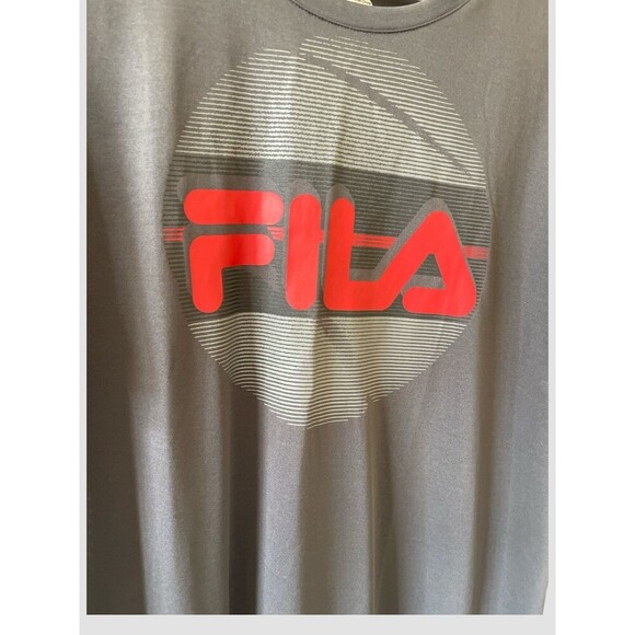 Fila Performance Dri Training Tee Shirt Gray with Red Men’s size XL NWT - Picture 2 of 5